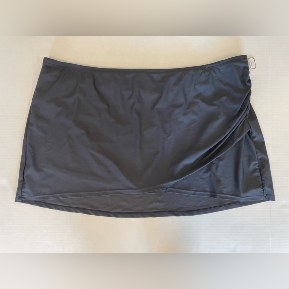 Time & Tru Black Slimming Full Seat Coverage Swim Skort Size 3X NWT